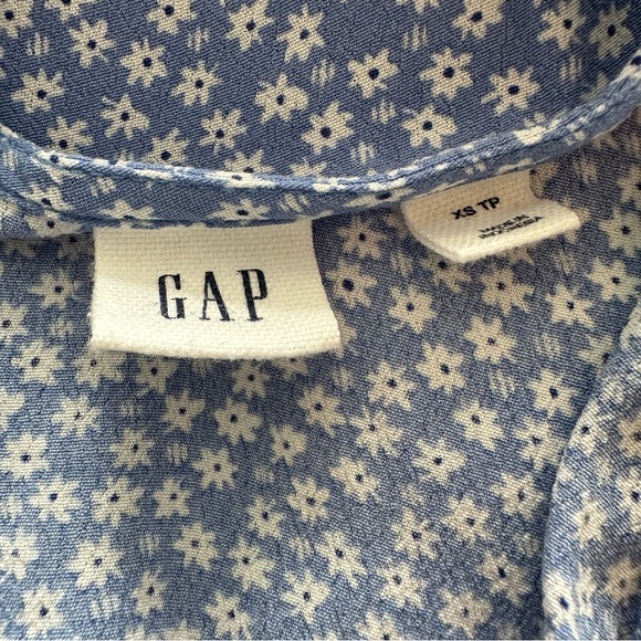 GAP Short Sleeve Wrap-Front Tie Blouse - Picture 9 of 9
